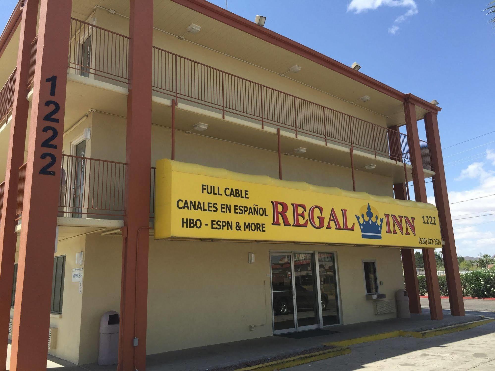 Oyo Hotel Tucson Downtown Экстерьер фото